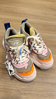 Off-White Odsy-1000 Pink Colorblock Low Top Lace-Up Athletic Lug Sole Sneaker