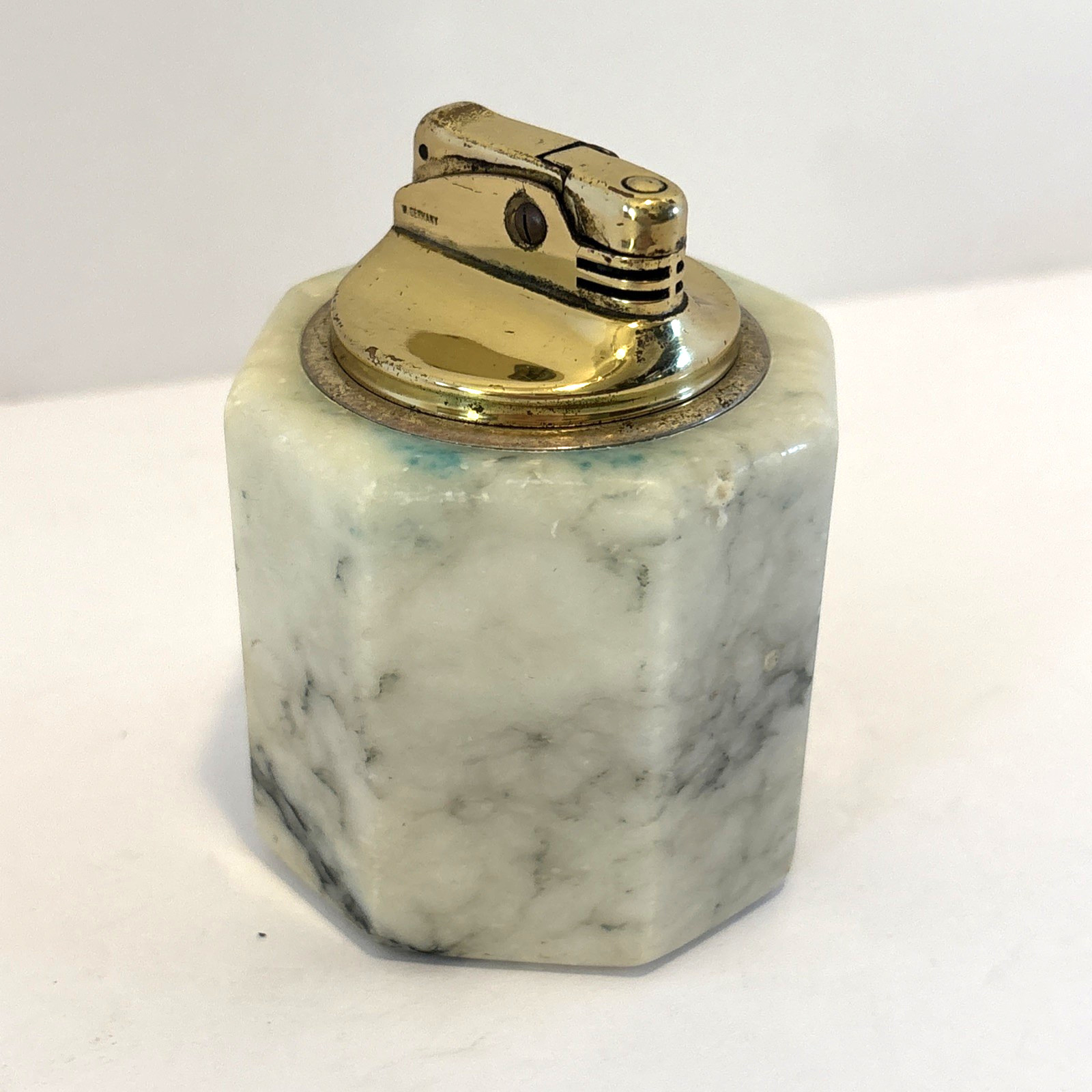 With Metal Insert 3&rdquo; Office Desk Decor
