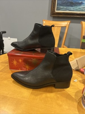 Steve Madden Jingle, Women's Black Leather Ankle Boot Size 8M