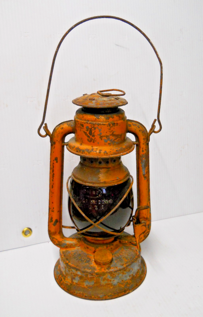 Dietz Little Wizard Orange Metal Lantern Red Globe No. 15B Loc Nob