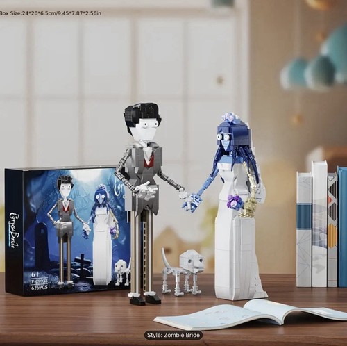Corpse Bride Building Blocks 616 Pieces - Picture 5 of 7