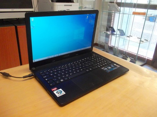 NOTEBOOK ASUS X501U SCHERMO DA 15,6 POLLICI WINDOWS 10 - Foto 17 di 24