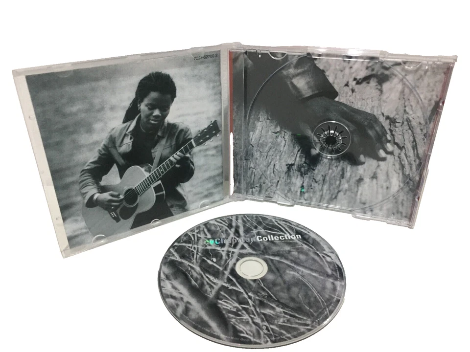 TRACY CHAPMAN COLLECTION CD ALBUM 2001 - Image 3 of 3
