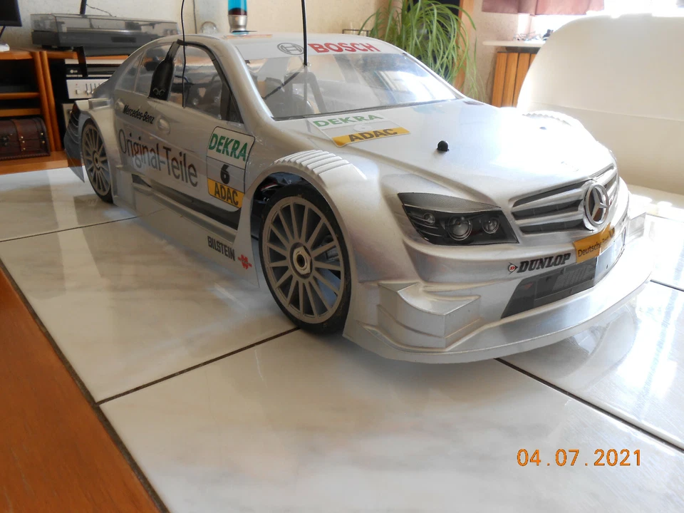 AMG Mercedes C-Klasse DTM 2008 Kyosho 1:8 NEU Versand möglich!!! # Restposten - Bild 4 von 4
