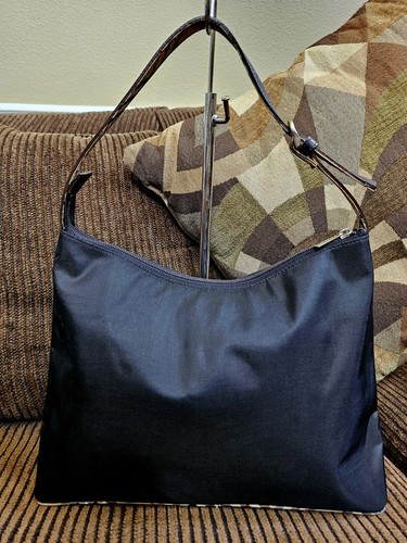 🎄Authentic Burberry Tote Bag