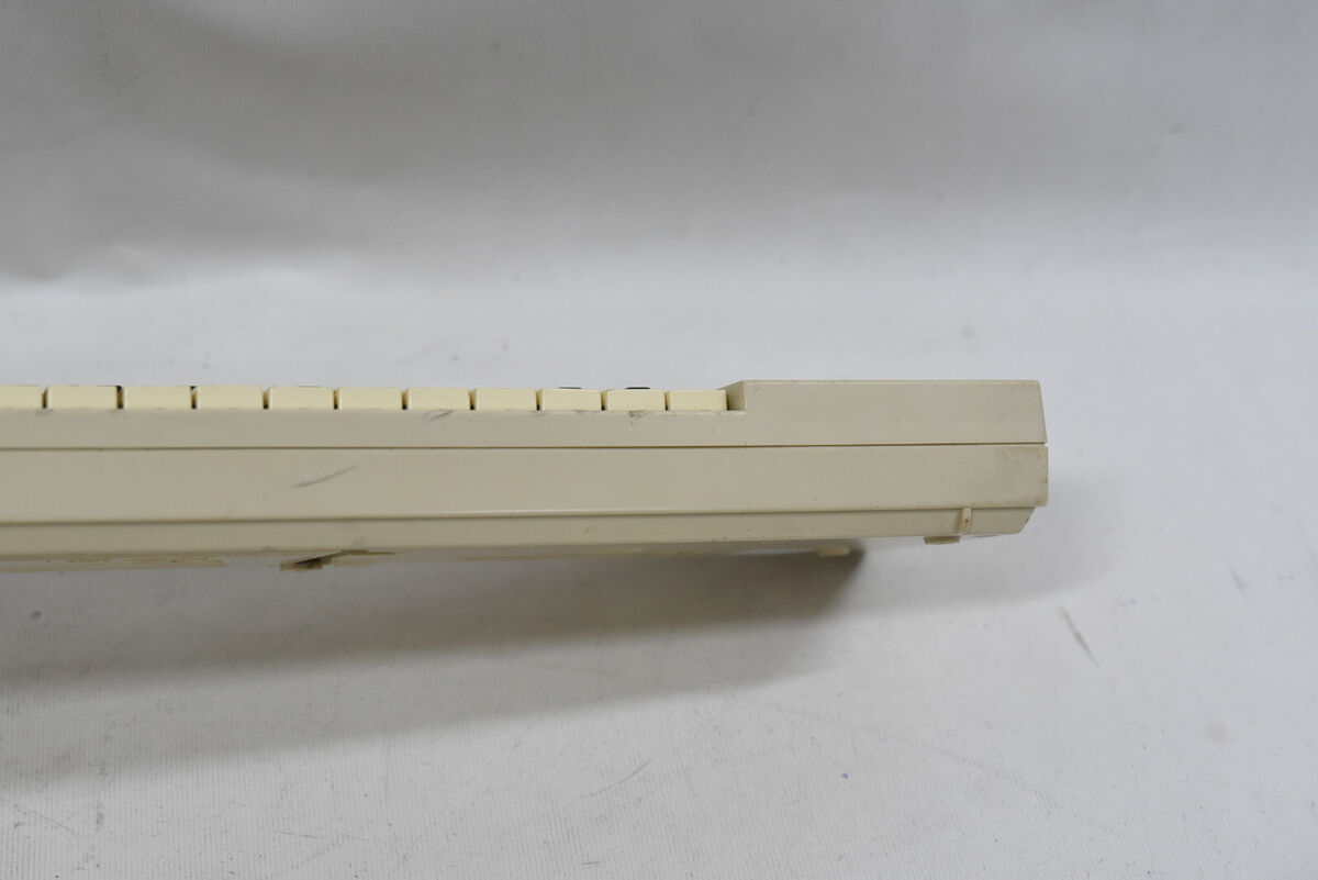 Casio CK-10 Electronic Keyboard Synthesizer with Radio Casio CK-10 Electronic Keyboard Synthesizer with Radio