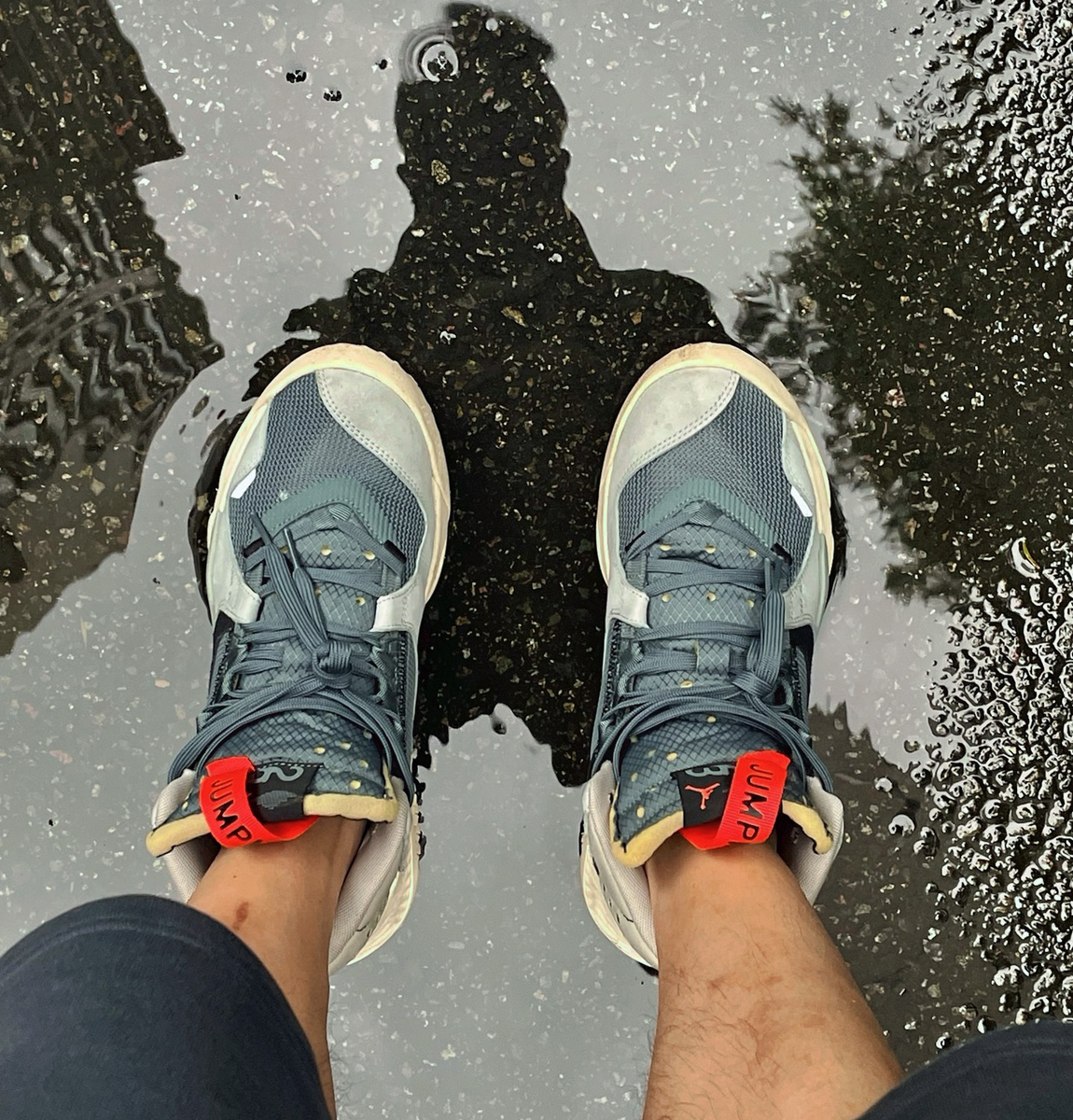 jordan delta mid hasta on feet