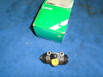 BMW E30 316, 316i, 318i, 318i Touring NOS Genuine Girling Rear Wheel Cylinder
