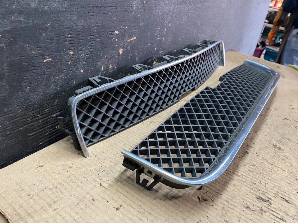 Решетка передняя верхняя и нижняя для Chevrolet Uplander 2005–2009 годов от оригинального производителя U7773 DG - Изображение 3 из 4