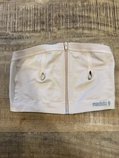 Medela Bra Medium Beige Womens Easy Expression Hands Free Pumping Bustier