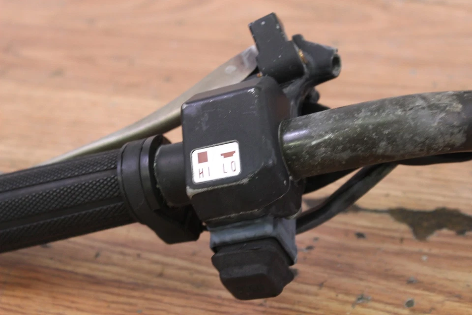 1987 Yamaha XL-V 540 Handlebars with Controls - Image 3 of 4