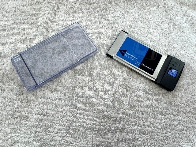 Linksys PCMCIA Wireless PC Card Version 3 - Laptop Wi-Fi Card (WPC11 V.3)