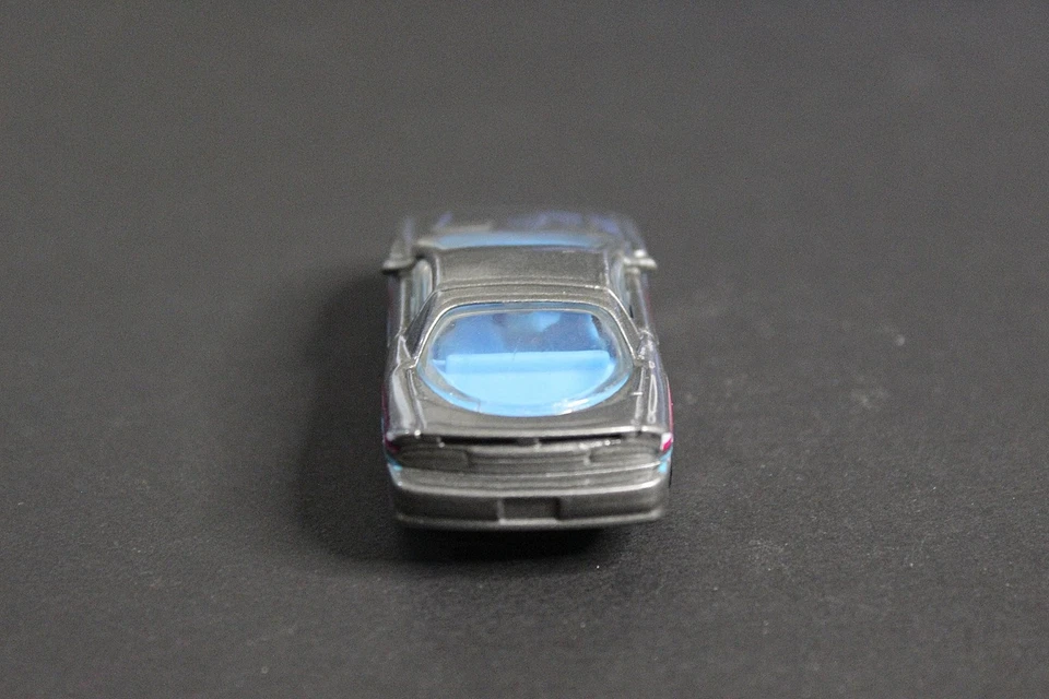 Hot Wheels 1993 Camaro Z-28 Gray 1:63 Diecast Model Car - Image 4 of 4