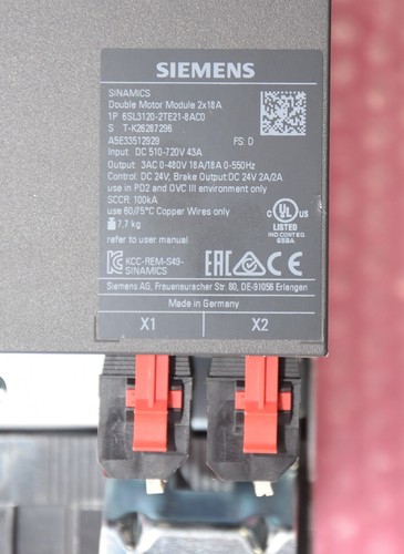 Siemens Sinamics S120 / 6SL3120-2TE21-8AC0 / Double Motor Module 2x18A / FS:D - 第 2/12 張圖片