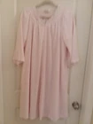 SHADOWLINE Pink Embroidered Floral Nightgown Robe Set Size M