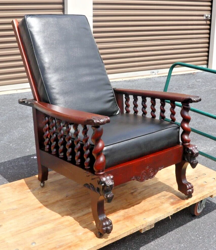 SILLA RECLINABLE R. J. HORNER CAOBA MORRIS, GÁRGOLAS Y PATAS DE GARRA, GÓTICA 1890 Foto 2 de 4