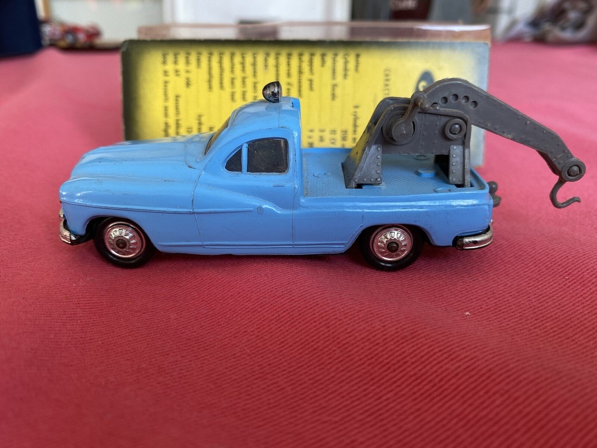 Norev Plastique 1/43 - Ford Vedette Dépanneuse N°34