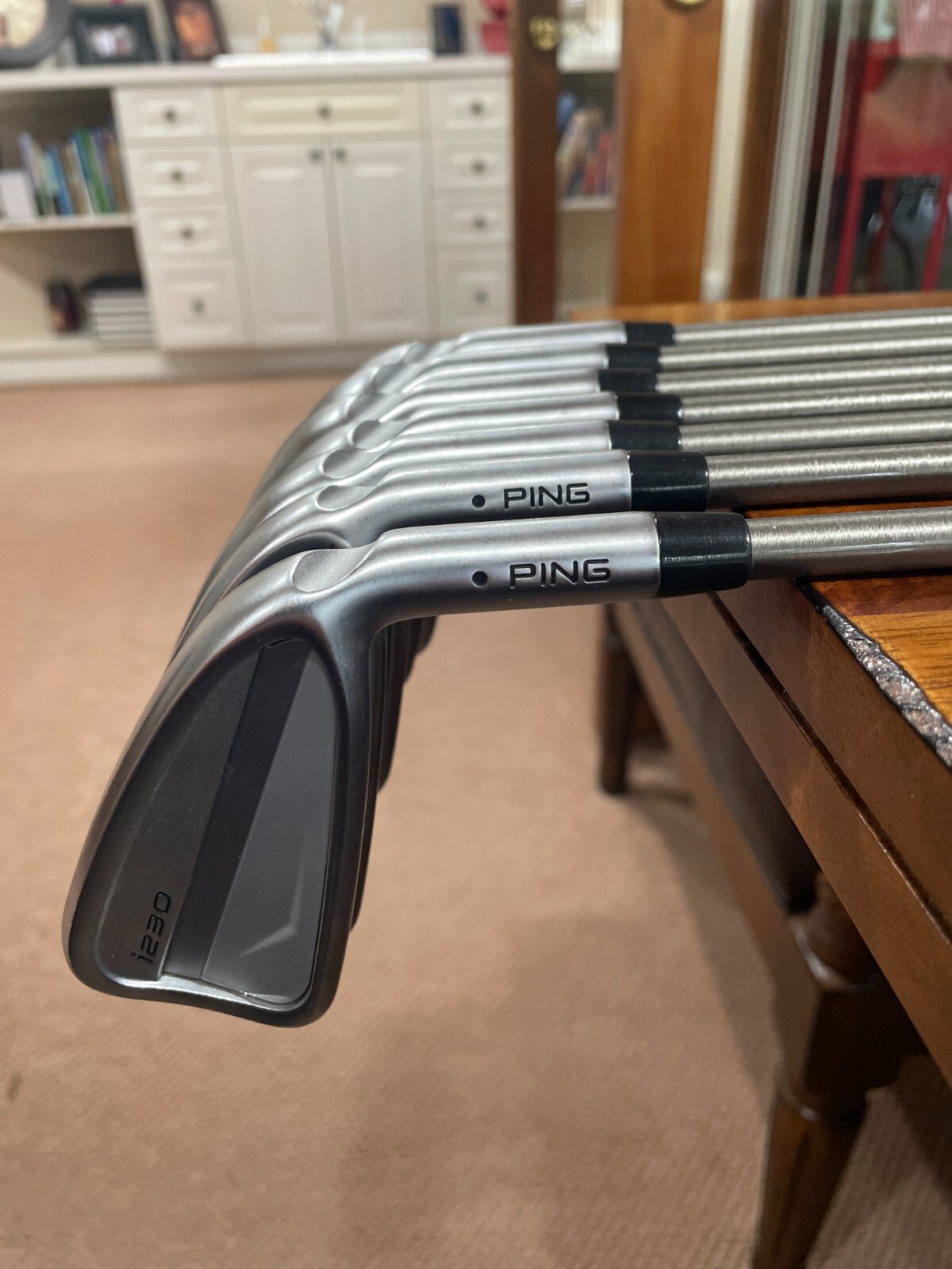 Ping i230 iron set black dot Falak Tayyeb Platinum Government