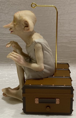 Adorno Sello Harry Potter DOBBY THE HOUSE-ELF Sonido Mágico Movimiento Nuevo en Caja - Imagen 4 de 18