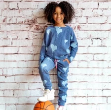 Appaman Slouchy Heart Sweatshirt | Size 2