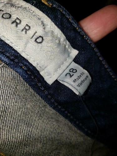 NWT TORRID DENIM JEANS SIZE 28R DARK BLUE FADED WASH SLIM BOOT CUT - Picture 6 of 9