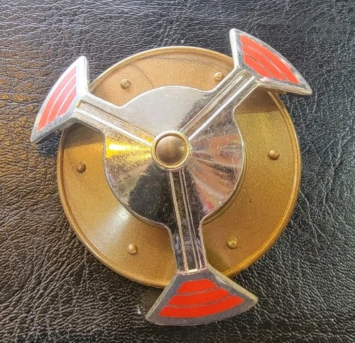 Vintage MOTU Masters of the Universe He-Man Flying Fists Spinning Shield