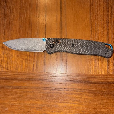 CARBONATE AZURE KNIFE, DAMASCUS BLADE, CARBON FIBER HANDLE, MINT !!