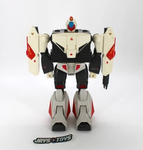 Vintage 1985 Matchbox Robotech Veritech Hover Tank