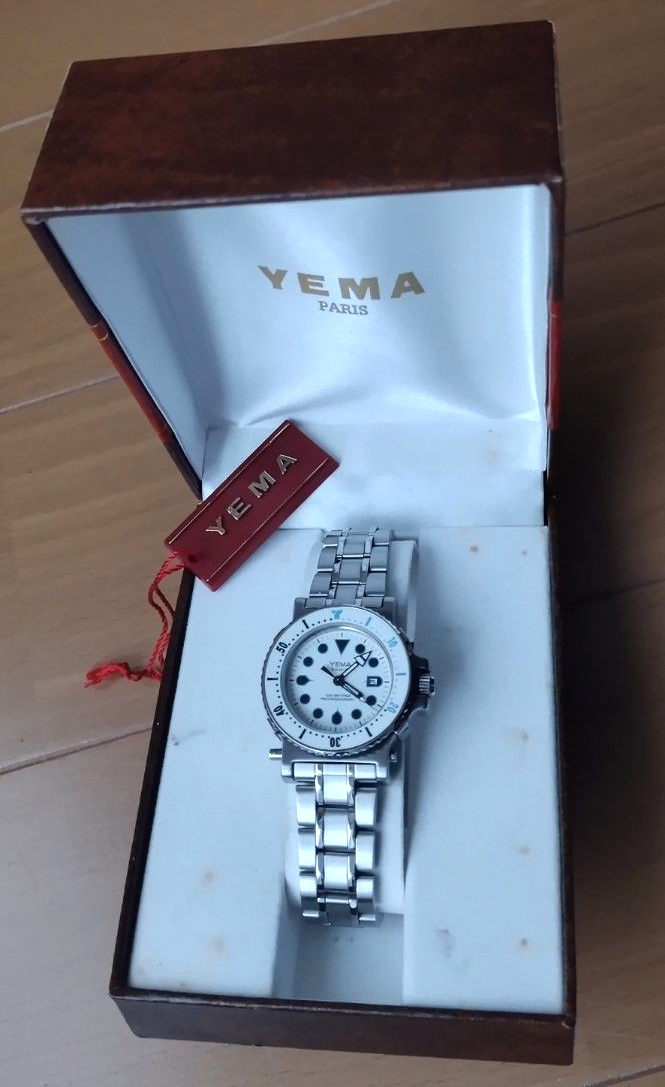 ヤエマ品です YEMA YE127 V782A Watch White Dial Quartz 31mm Vintage for sale