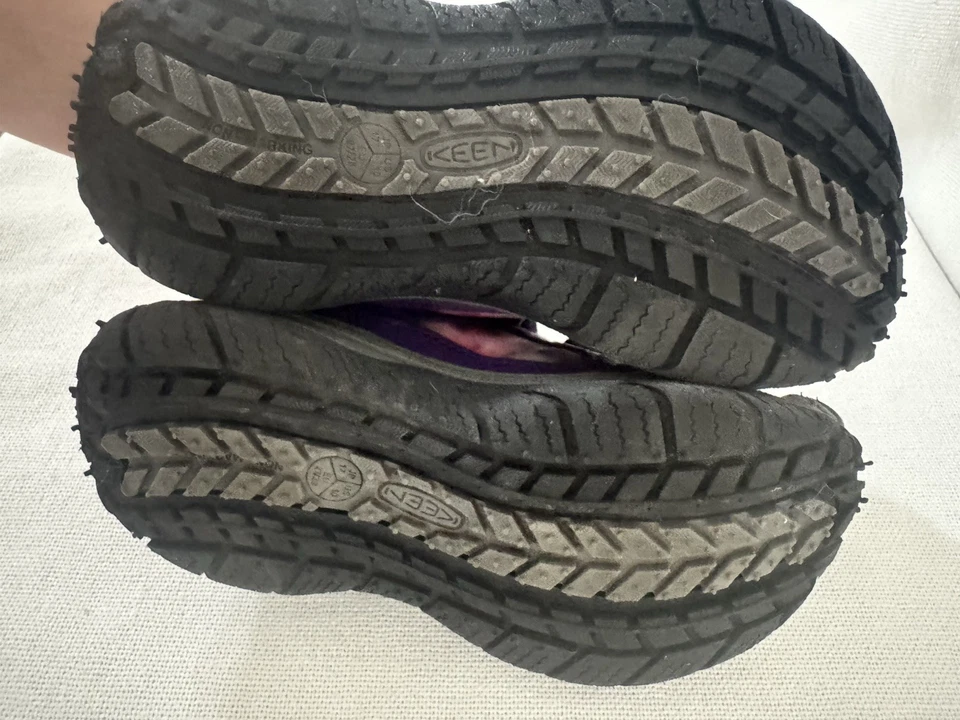 Zapatos de senderismo impermeables Keen para niñas talla 10 Speed Hound púrpura fáciles de poner correas Foto 3 de 4