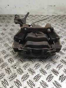 Bremssattel vorne rechtsVW Passat Variant (3B6, B5) 1.9 TDI 96kW 131PS  AWX