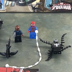 LEGO MARVEL SUPER HEROES 76004 Spider-Cycle Chase RETIRED Set Venom Nick Fury