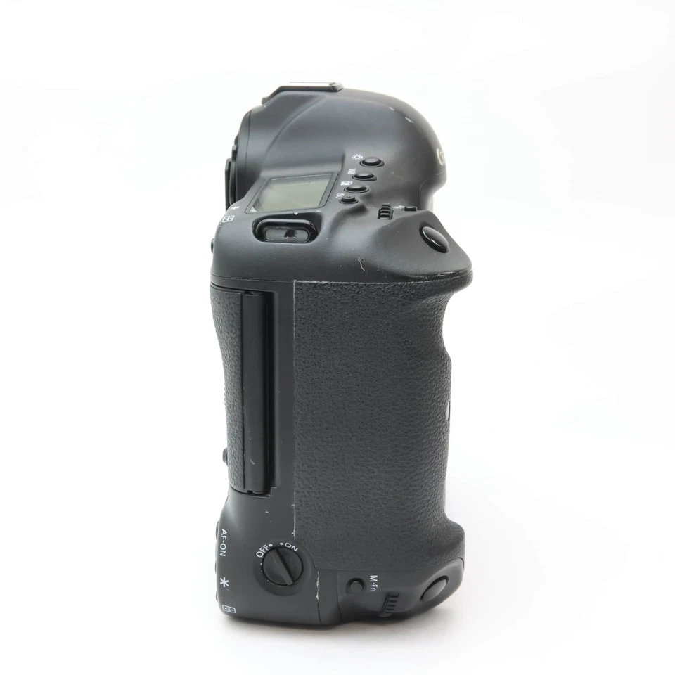 Canon EOS 1DX 18.1MP DSLR Camera Body Shutter Count 210000 - Image 4 of 4