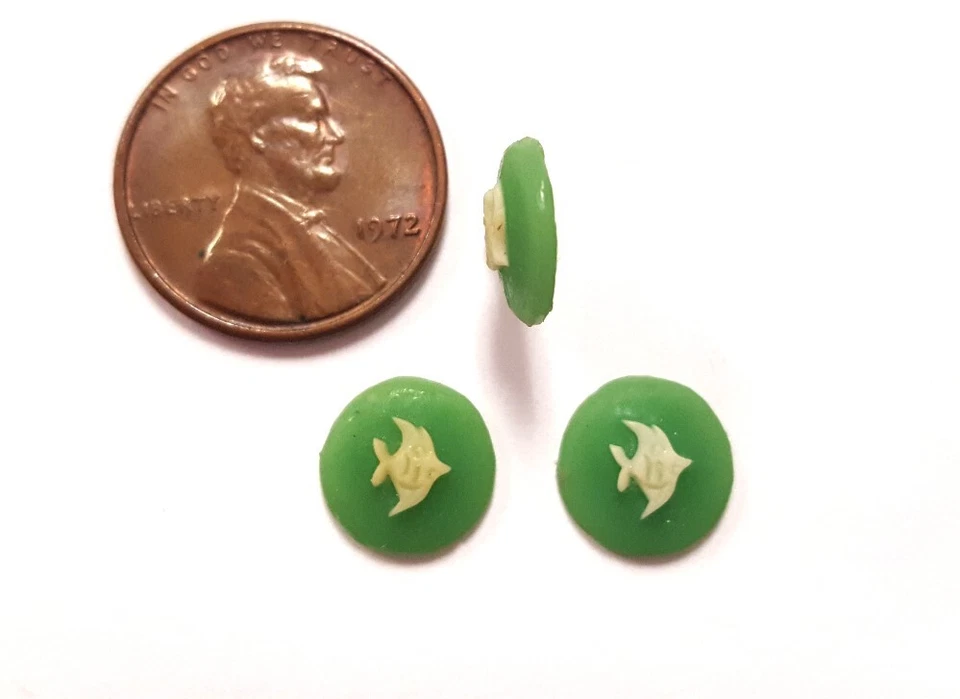 24 peces verdes vintage de Hong Kong Wedgwood de 10 mm. Camafeos de cabujón de resina redonda 520PT Foto 3 de 4