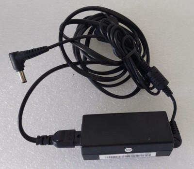 Fujitsu - ADP-40HH A - Laptop Netzteil - 19V 2.1A 40W - gebraucht