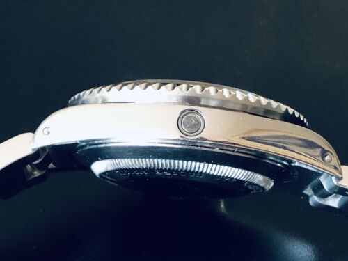 ROLEX Sea-Dweller 16600 U Serial Serviced Submariner - Picture 6 of 13
