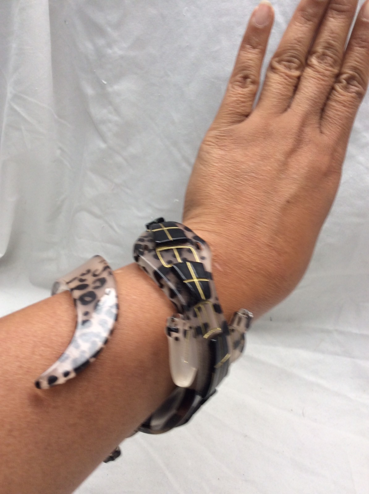 Statement Lucite lizard cuff bracelet - image 1