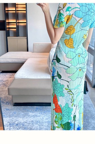 2024SS Fashion Summer Pleated Floral Print Short Sleeved Skirt Two-piece Set - Picture 16 of 18