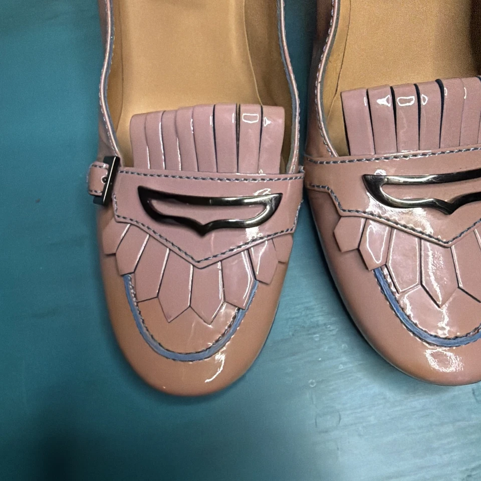 Zapatos de salón TOD’S charol lavanda para mujer talla 9,5 Foto 3 de 4