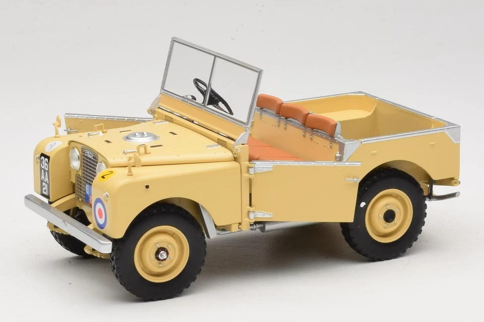 150168911 Land Rover 88 Series I RAF Beige Minichamps 1:18 - Image 2 of 4