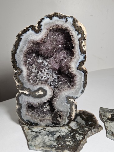 Two 5lb Amethyst Crystal Geode Gemstone Sculptures 9" - Picture 11 of 11