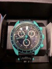 Orologio Swatch MoonSwatch Mission on Earth 42mm Polar Lights