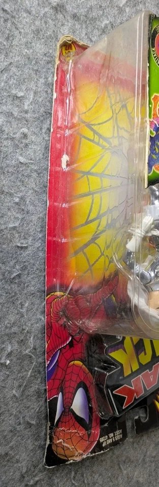 Spider-Man Sneak Attack Bug Busters Silver Sable Beetle Basher Toy Biz 1997 MOC - Imagem 3 de 4