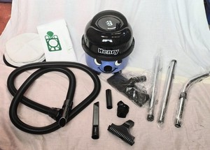 KOMPLETT GEREINIGT & FERTIG HENRY Staubsauger ++ NEUER WERKZEUGSET ++ NEUER MOTOR ++ NEUER FILTER