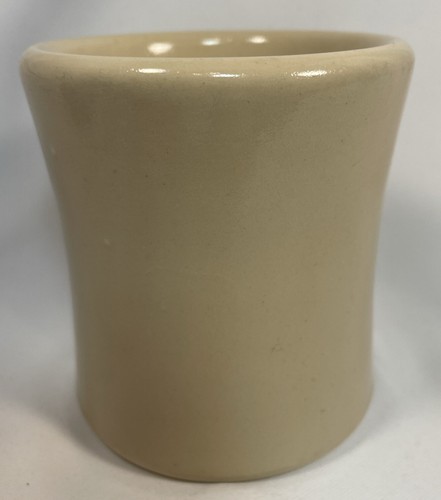 RARE Vintage Victor STAMPED Restaurant Ware Heavy Duty Diner Coffee Mug Beige - Picture 4 of 9