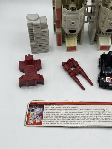 Metroplex Autobot Battle Station 85% Complete RT Vintage 1985 G1 Transformers - Picture 3 of 10
