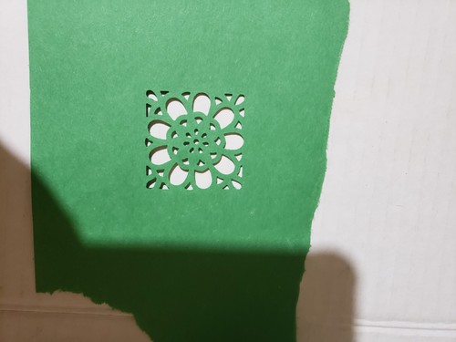 Martha Stewart Scrapbooking Punch - Picture 3 of 4