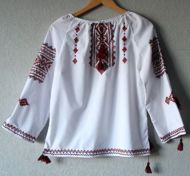 Ukrainian Women Linen Traditional Ornament Hand Made White Vyshyvanka