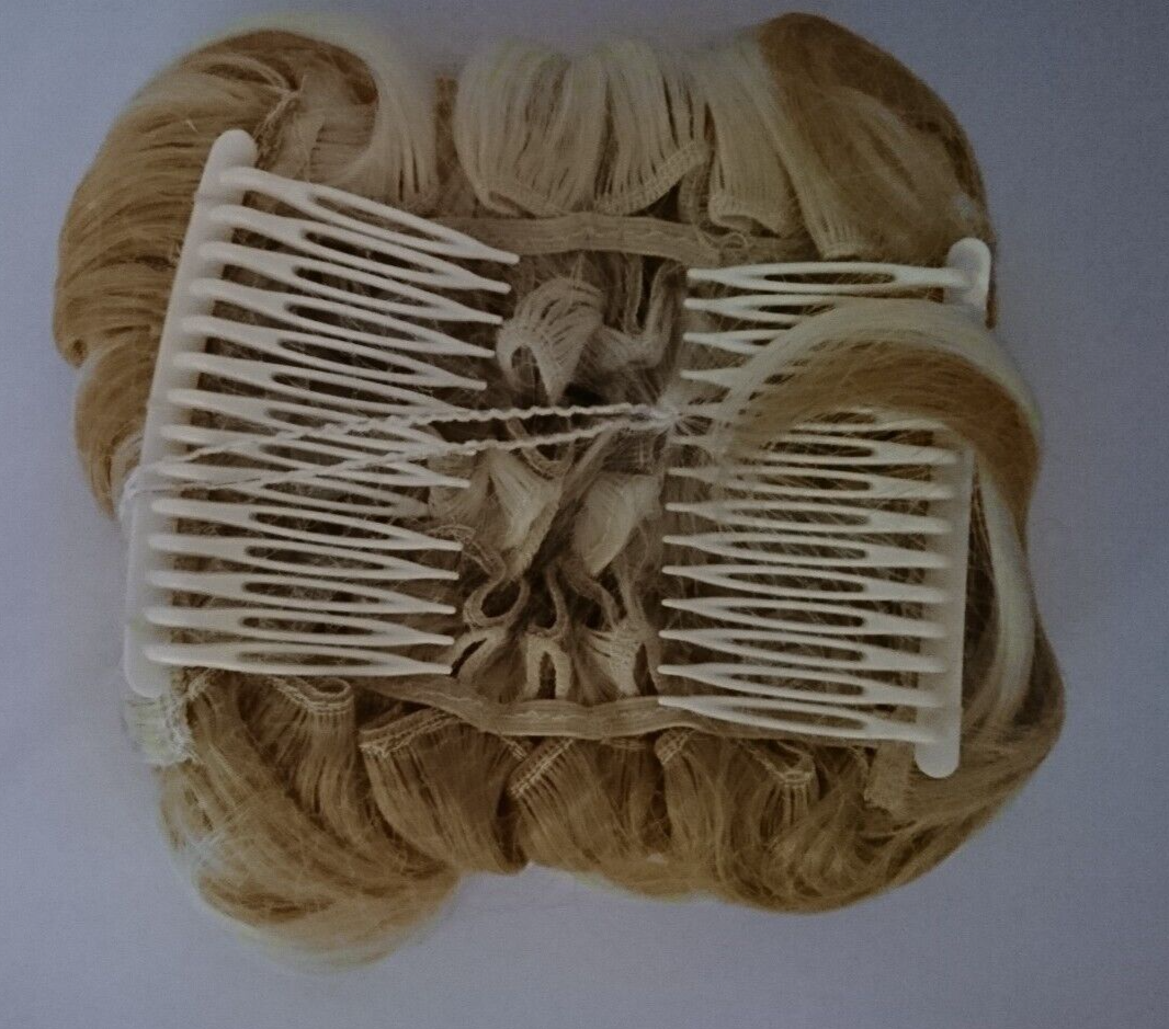 Immagine 2 - CHIGNON ACCONCIATURA CAPELLI MISTO BIONDI SINTETICO FERMAGLIO A PETTINE GRANDE