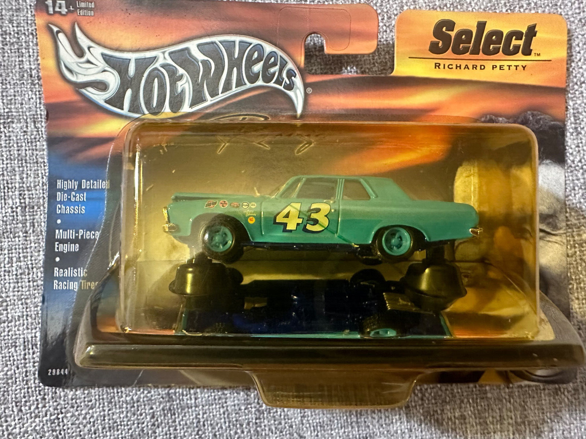 Hot Wheels Racing Select 1963 Richard Petty Plymouth Belvedere #43
